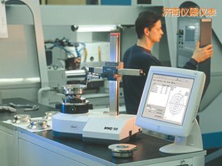 ����Բ����