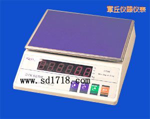 章丘电子天平,3000g,0.5g