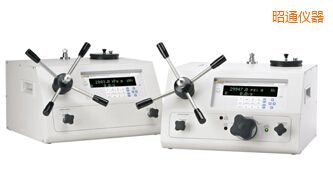 ��ͨ����ѹ��У׼��